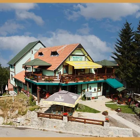 Komita, Sobe I Etno Restoran Hostel *